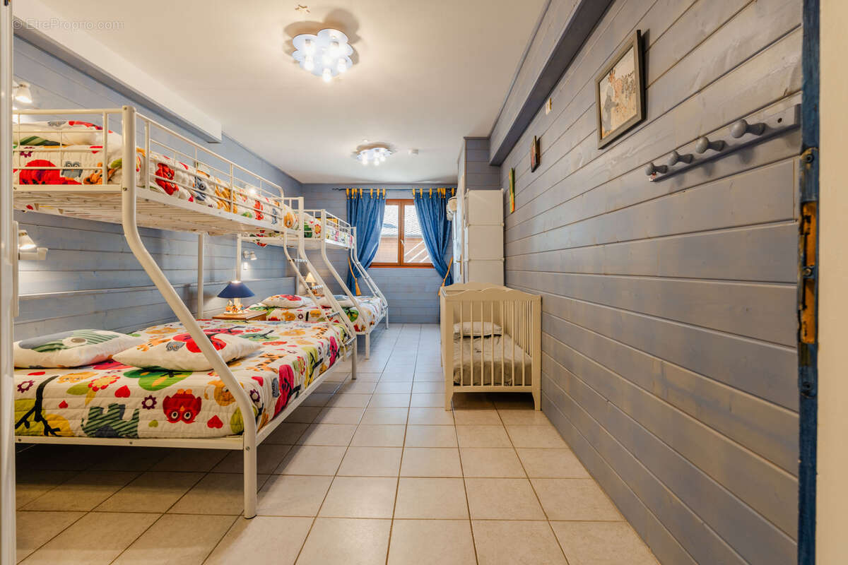 Maison à LES ANGLES