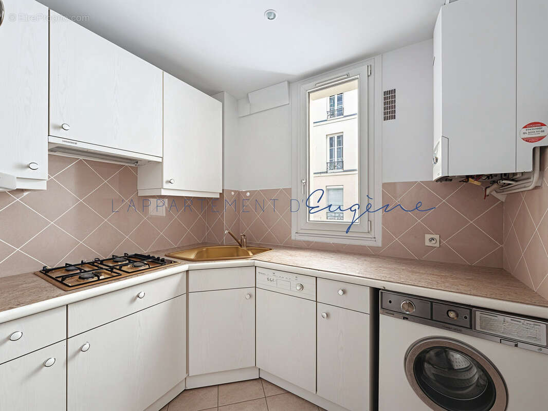 Appartement à PARIS-15E