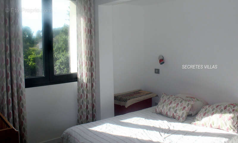 Maison à CAMBLANES-ET-MEYNAC