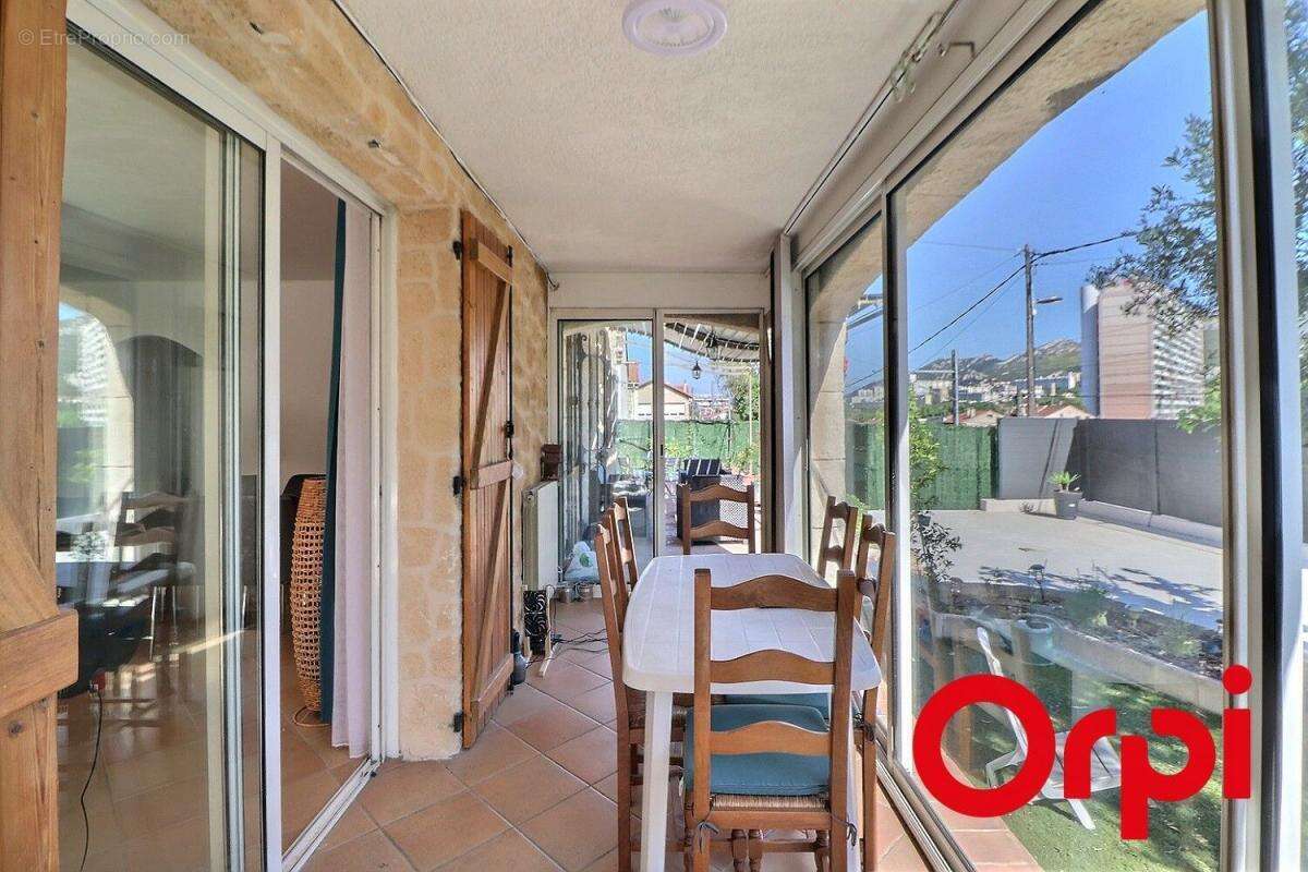 Appartement à MARSEILLE-11E