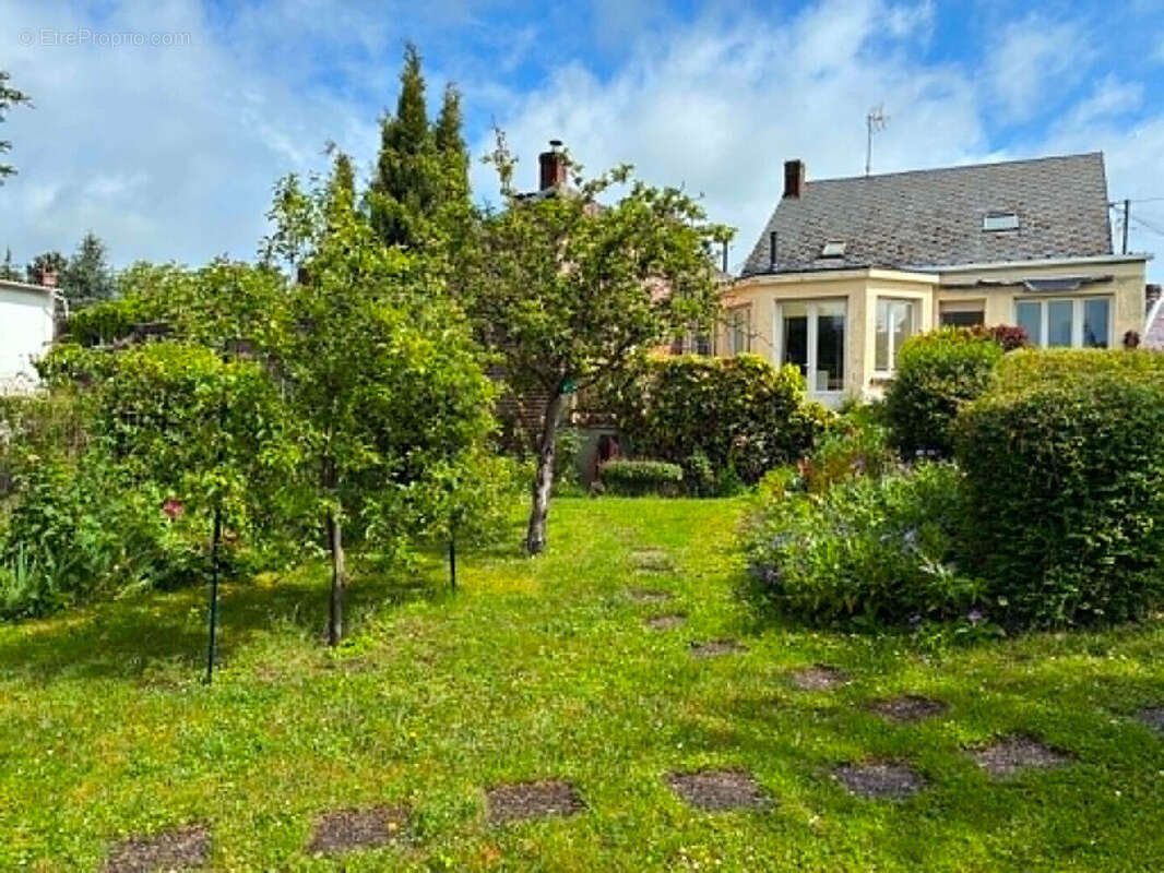 Maison à RIBEMONT