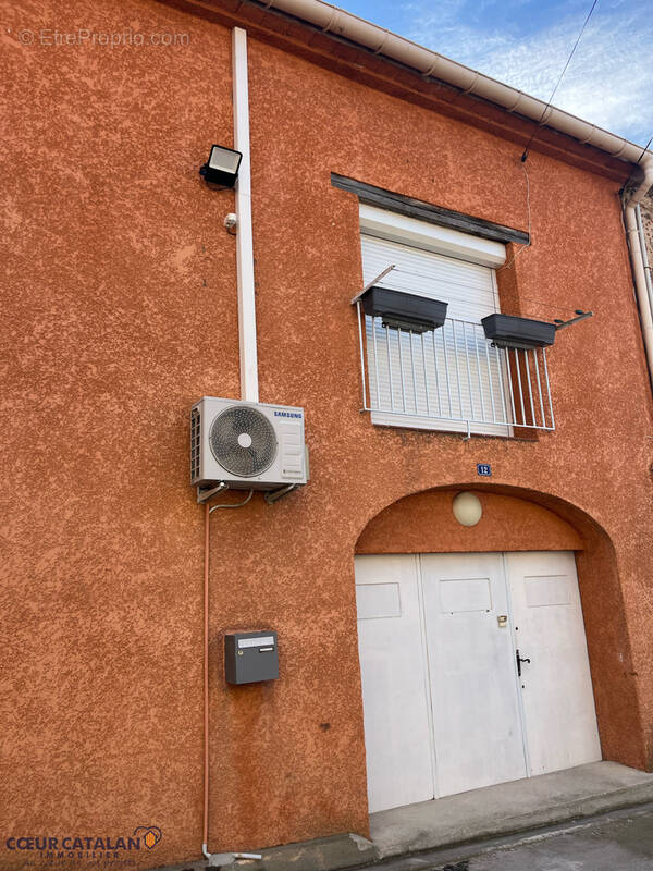 Maison à VILLEMOLAQUE