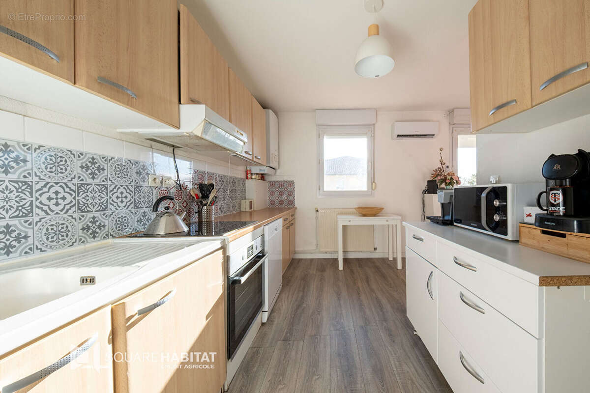 Appartement à FROUZINS