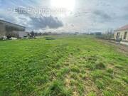 Terrain à COURTERANGES