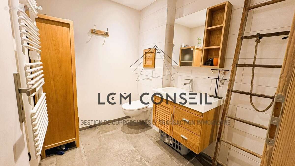 Maison à LES AVANCHERS-VALMOREL