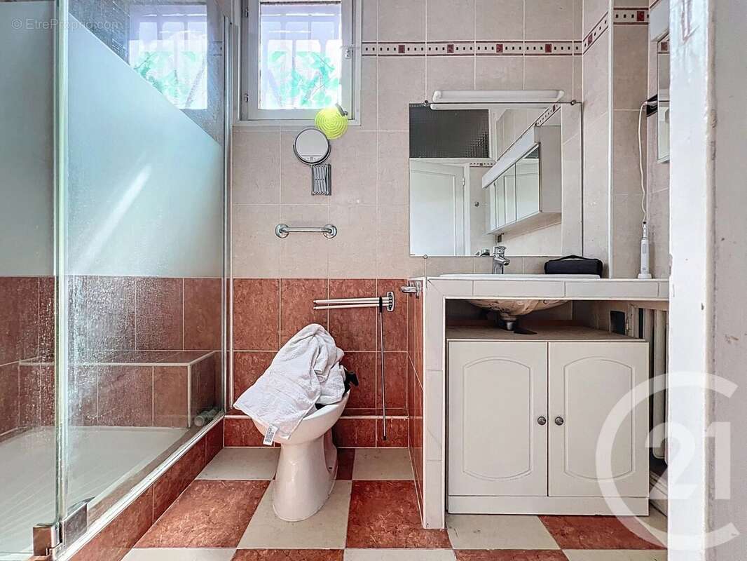 Maison à LE KREMLIN-BICETRE