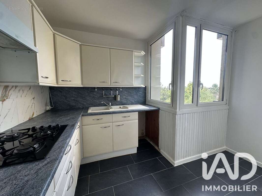Photo 3 - Appartement à ELANCOURT
