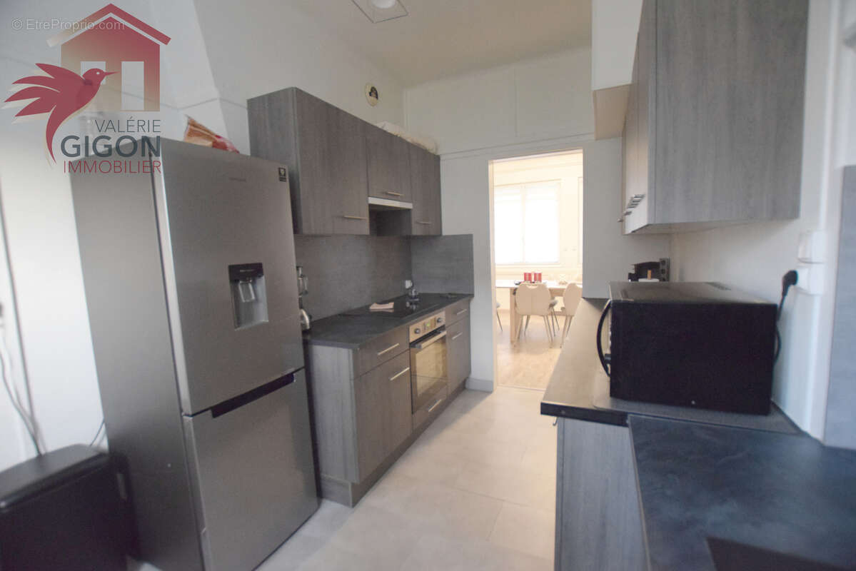 Appartement à GRAND-CHARMONT