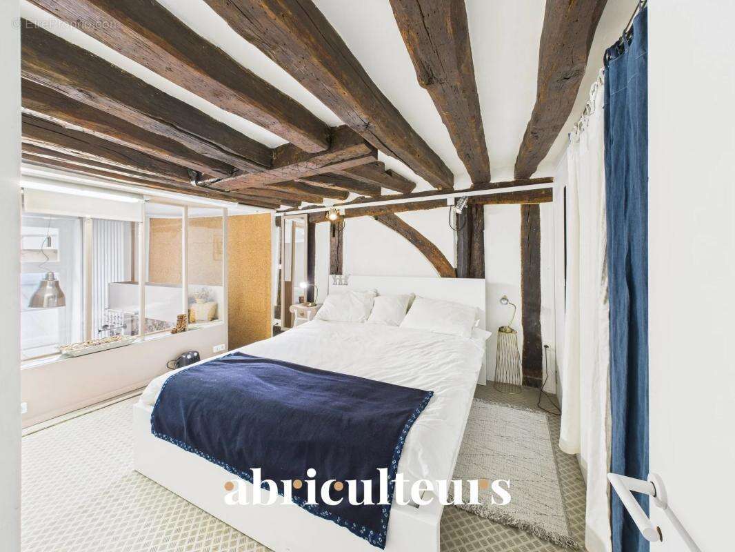 Appartement à PARIS-5E