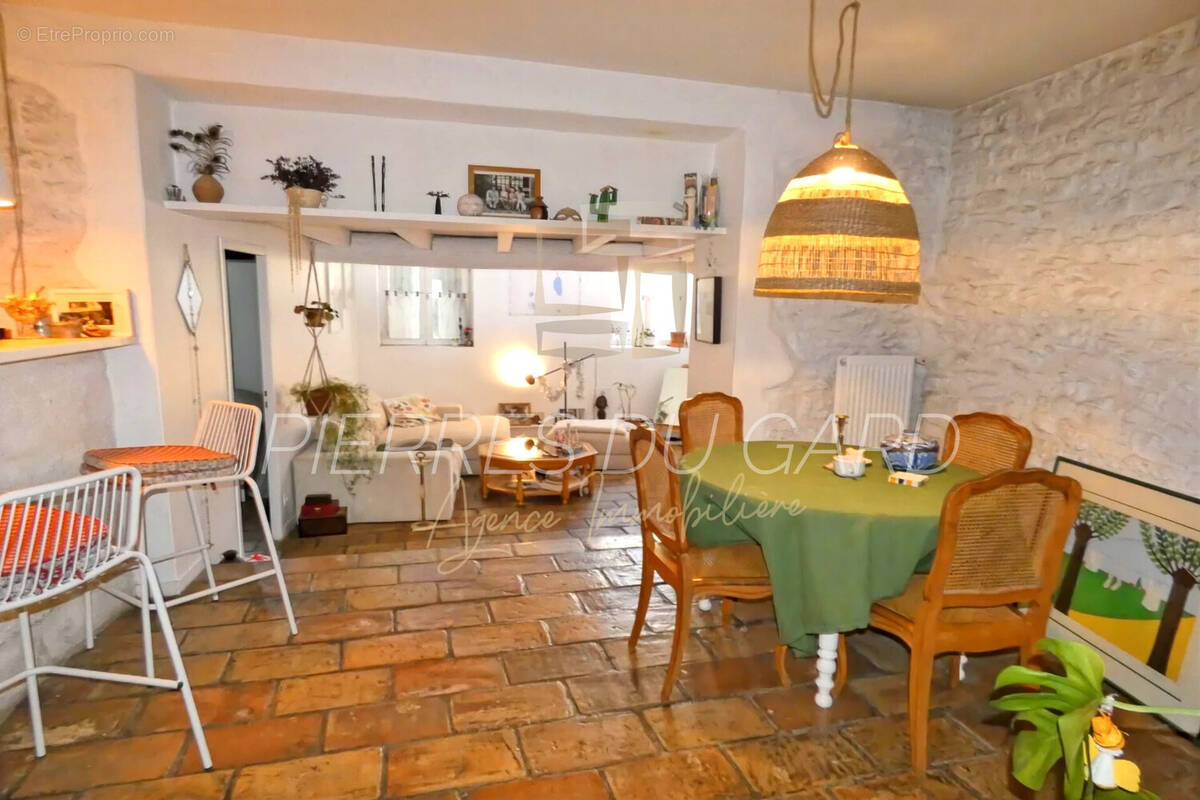 Appartement à MILHAUD