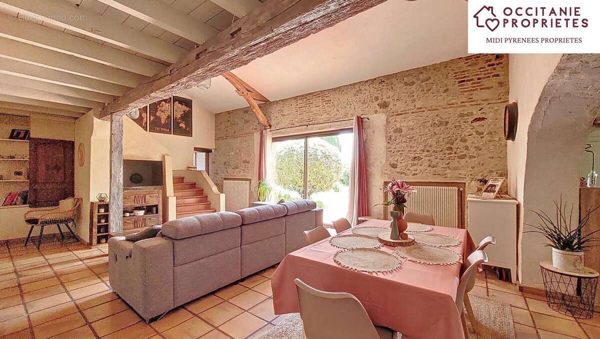 Maison à LEZAT-SUR-LEZE