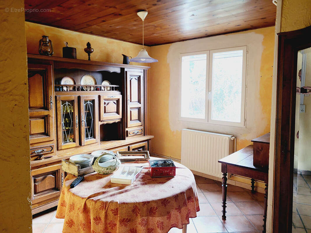 Maison à CHATEAU-ARNOUX-SAINT-AUBAN