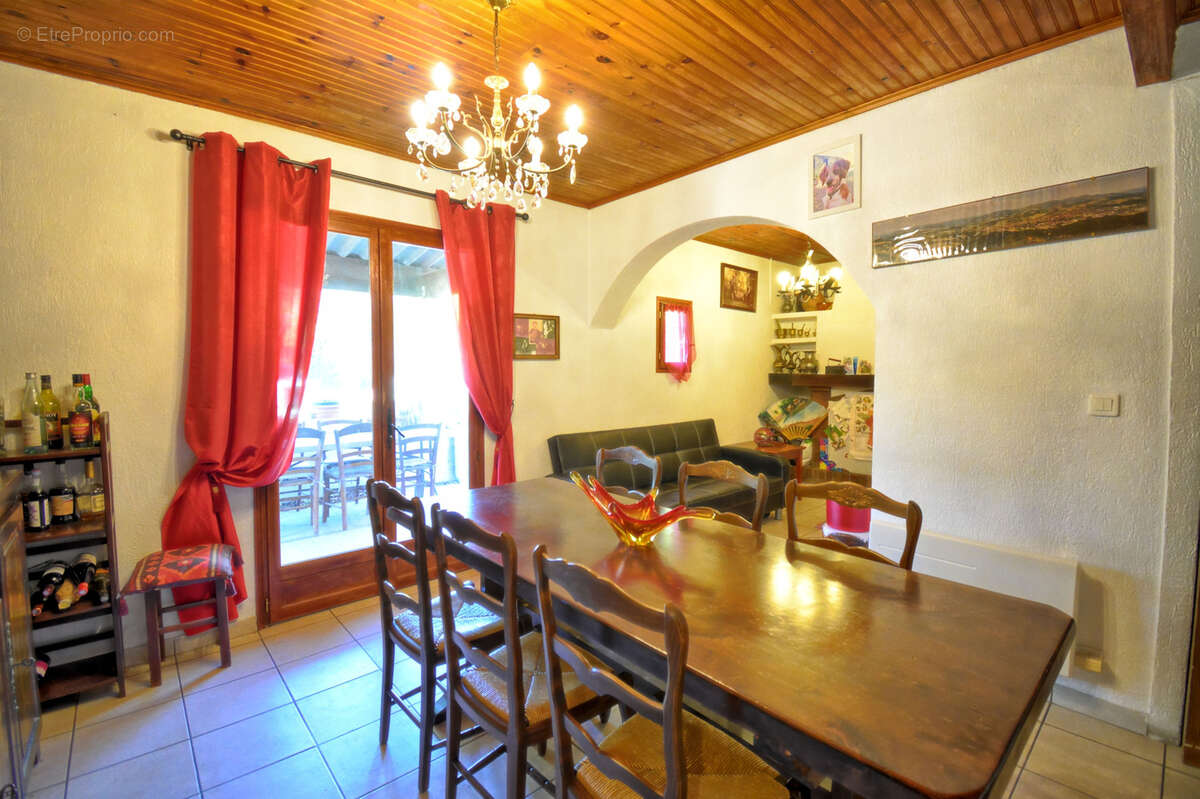 Maison à MOUANS-SARTOUX