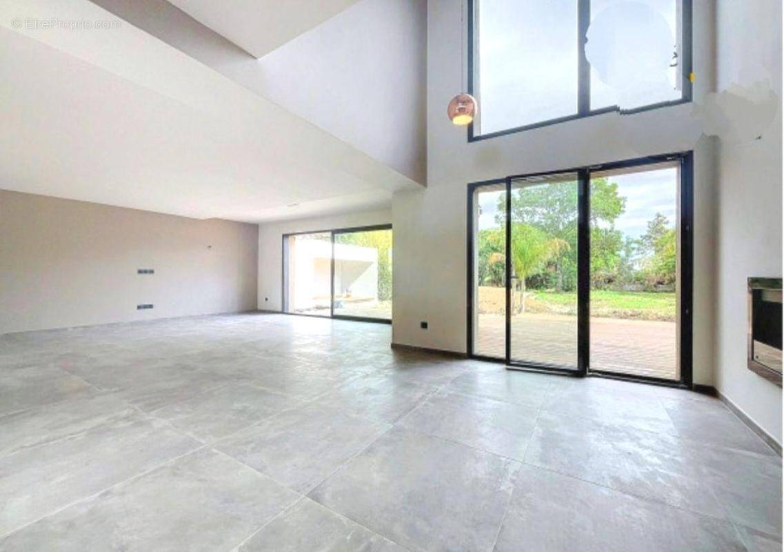 Maison à CANDILLARGUES