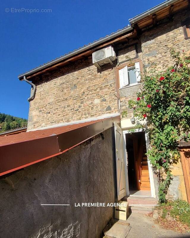 Maison à SAINT-CLEMENT-SUR-VALSONNE