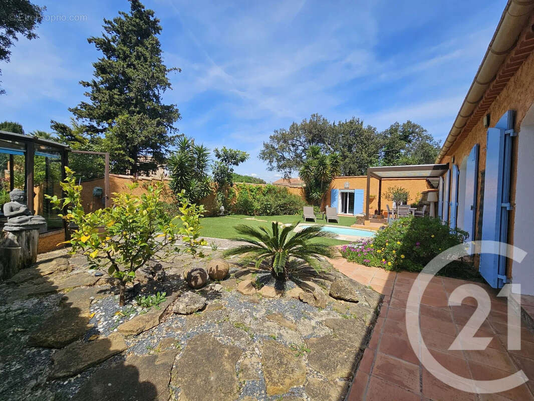 Maison 137 m² à Six-Fours-Les-Plages  - photo 2