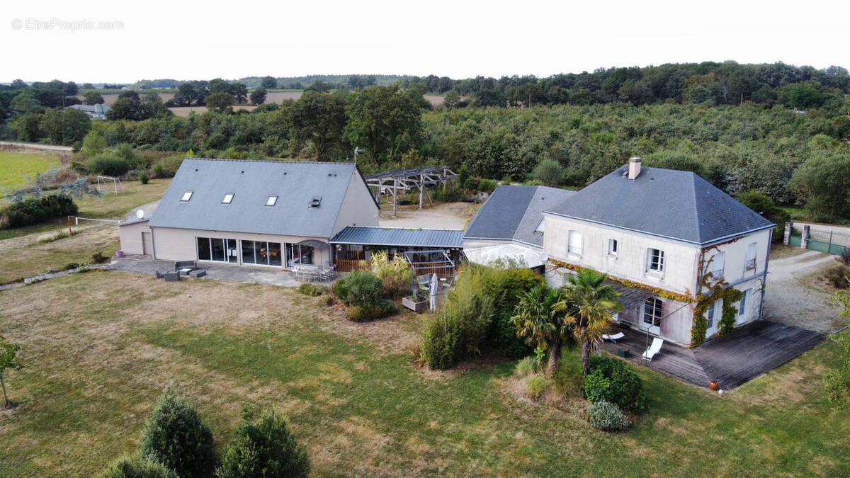 Maison à CHATEAU-GONTIER