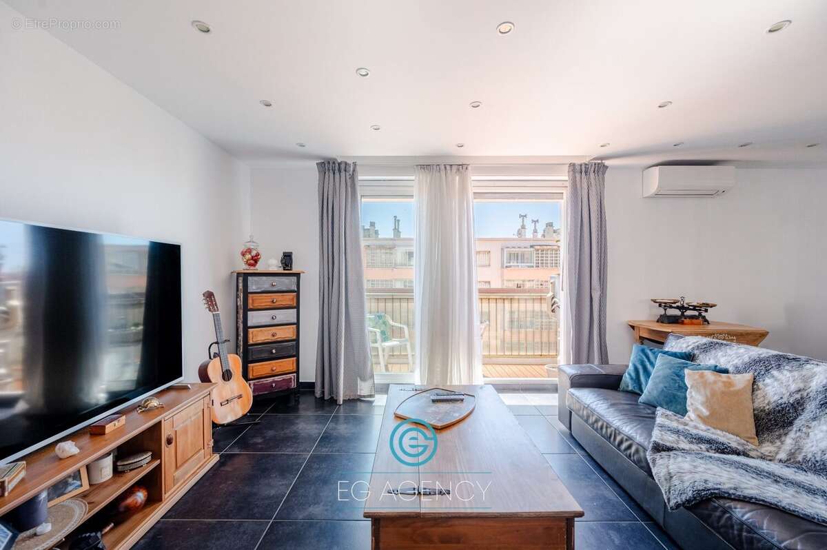 Appartement à MARSEILLE-9E