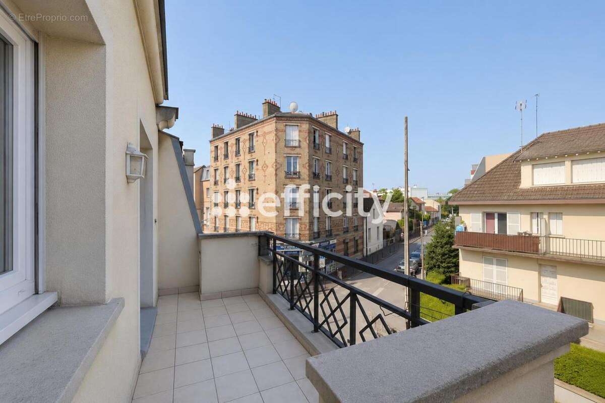 Appartement à BONDY
