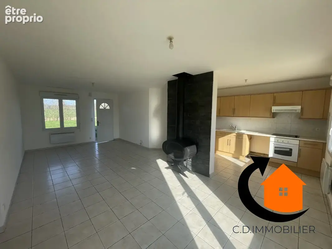 Maison 76 m² à Le Favril  - photo 3