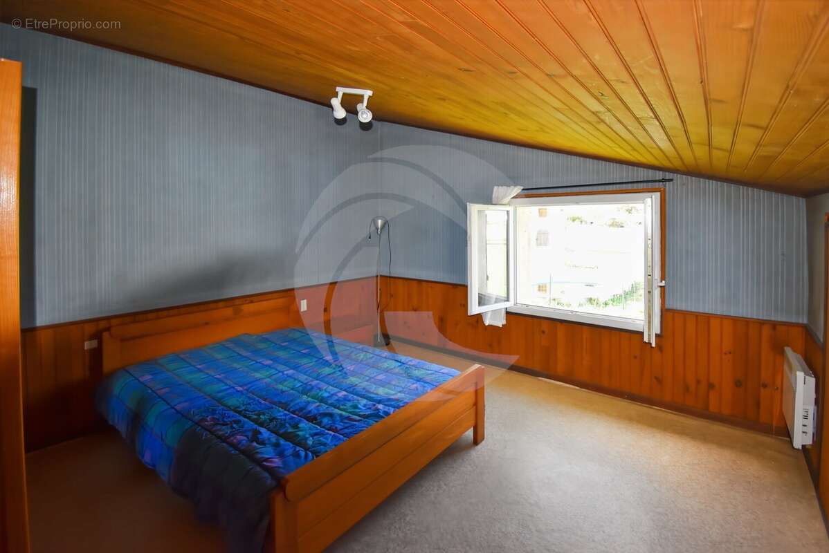 Maison à NEGREPELISSE