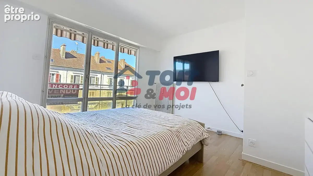 Appartement T4 de 87 m2 entièrement rénové   Double séjour   Balcon - photo 11
