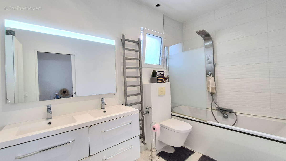 Maison à DEUIL-LA-BARRE