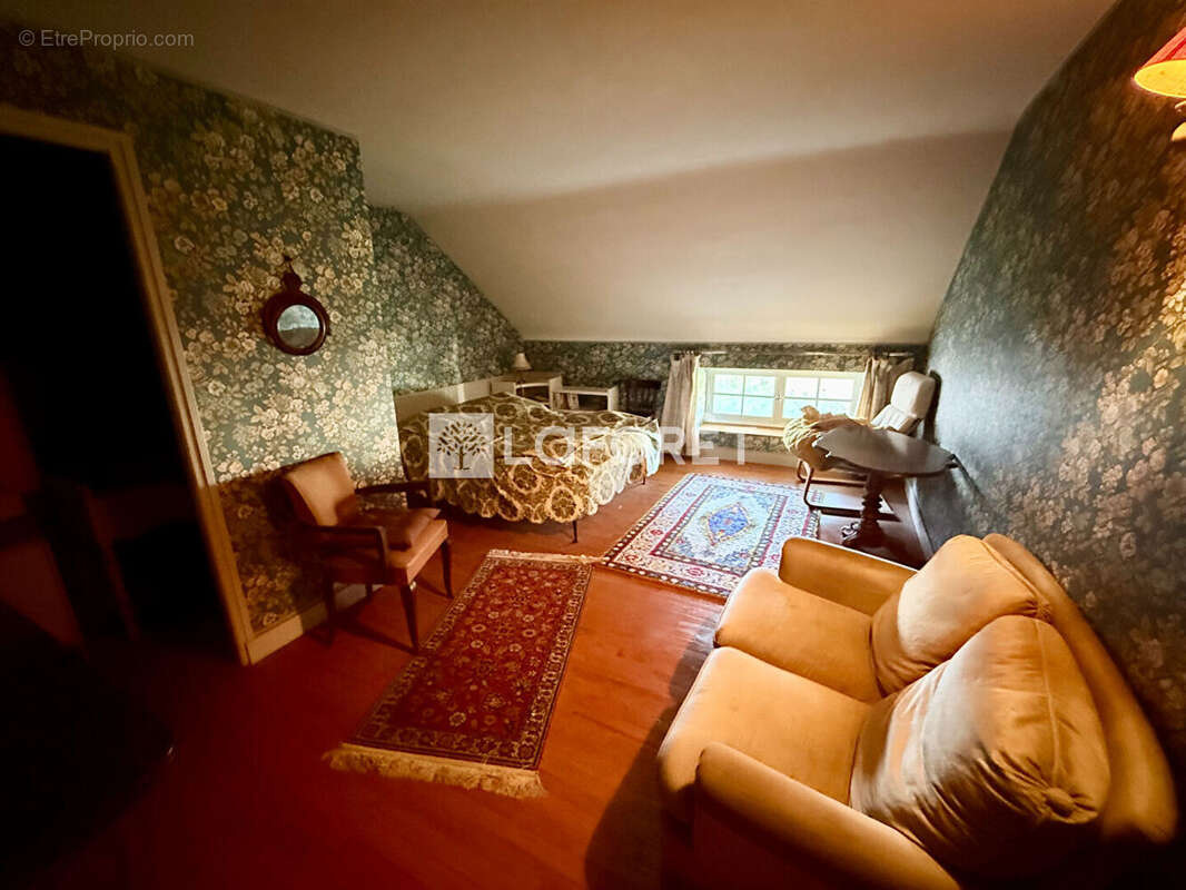 Maison à BARD-LES-PESMES