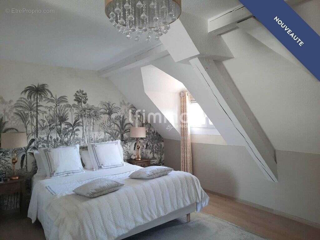 Maison bourgeoise 200m² avec jardin, 7pcs, 5 chambres - photo 13