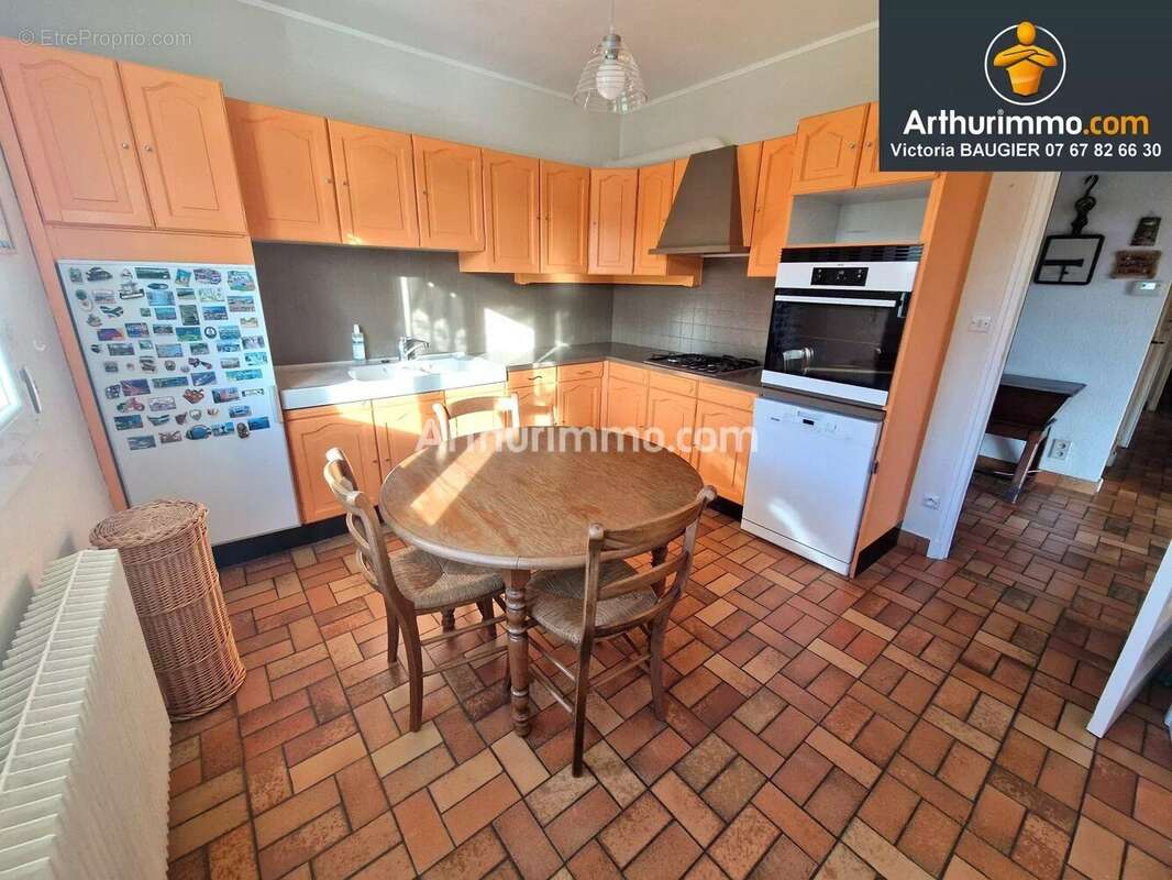 Maison à LONS-LE-SAUNIER