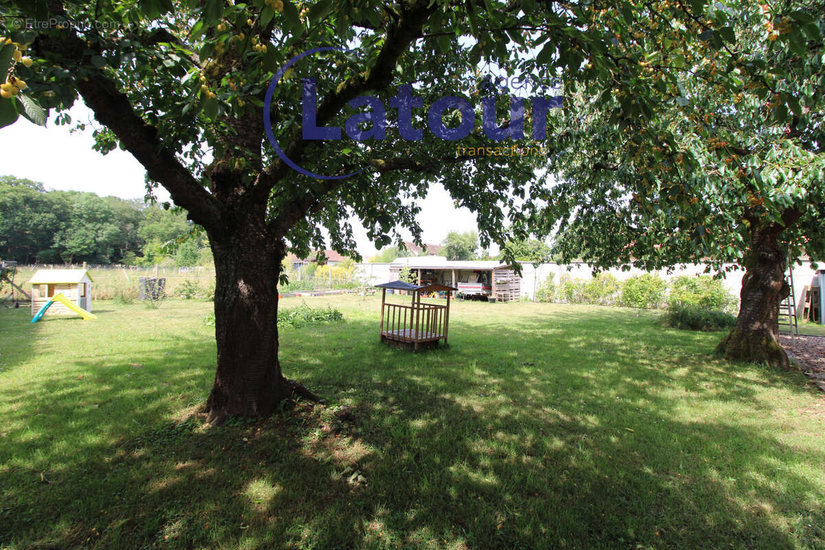 Maison à MESNIL-SUR-L'ESTREE