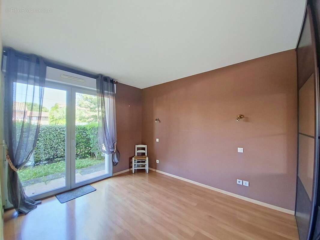 Appartement à CASTELGINEST