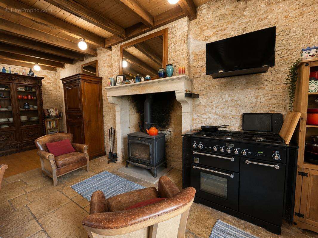 Maison à SAUZE-VAUSSAIS
