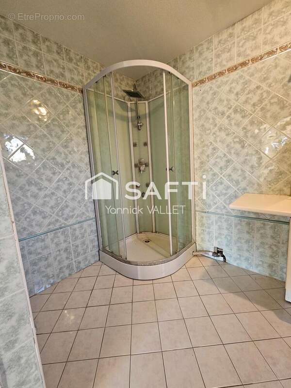 Maison 125 m² à Montignac-Le-Coq  - photo 7