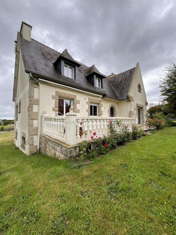 Maison à SAINT-HELEN