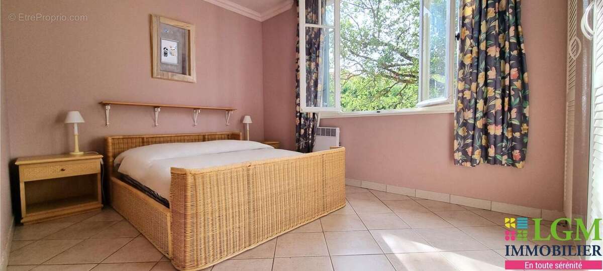 Maison à ALLEMAGNE-EN-PROVENCE