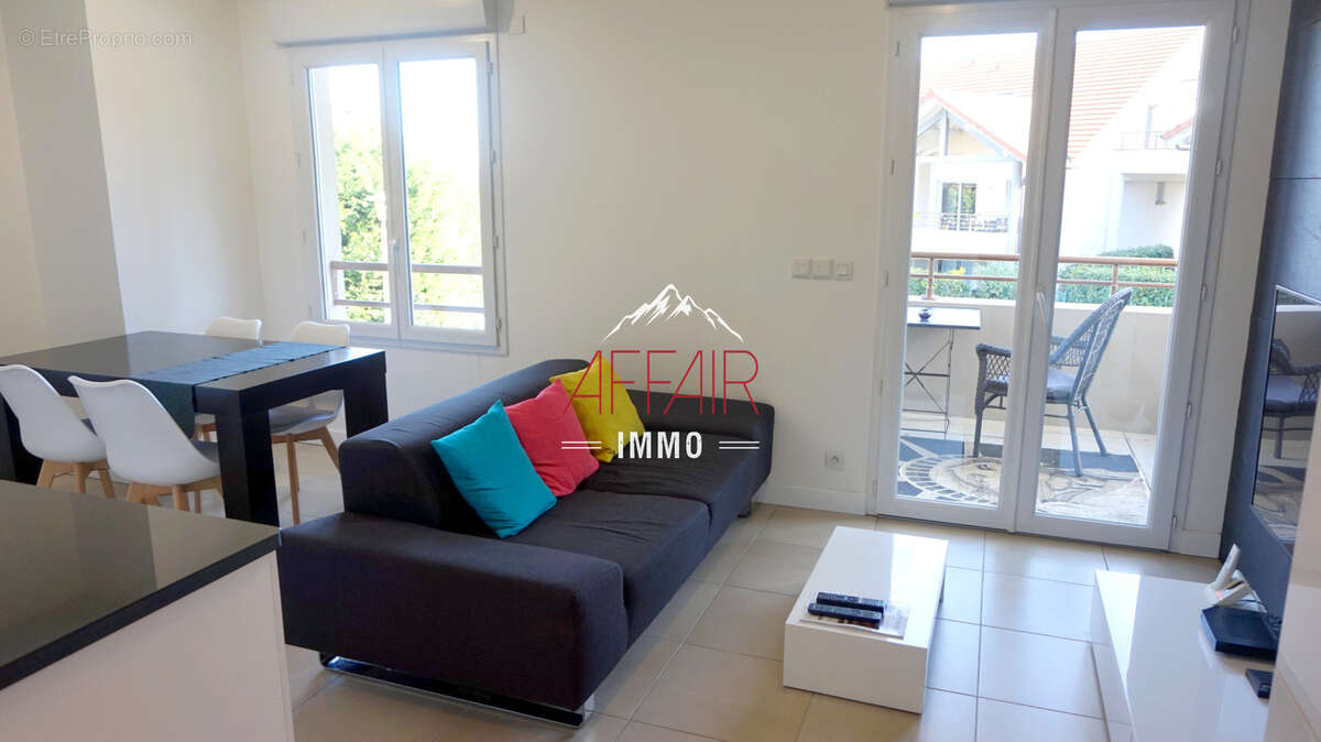 Appartement à NEYDENS