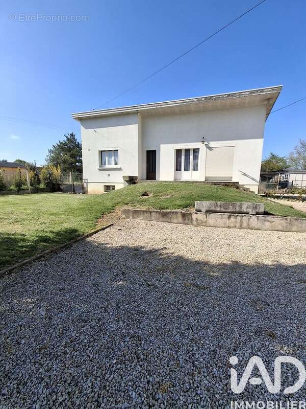 Photo 1 - Maison à SAINT-MESMIN