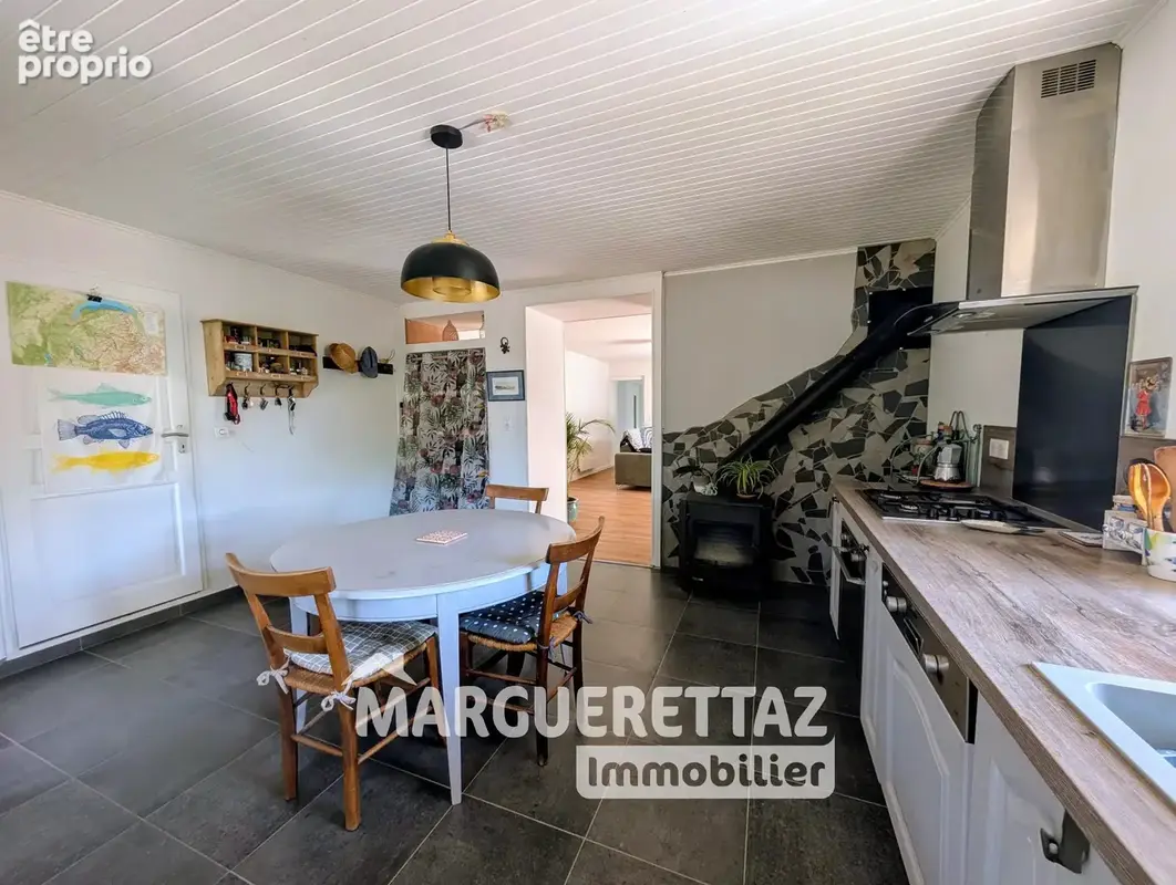 Appartement T5 90m² - 500m² de jardin / VIUZ EN SALLAZ - photo 4