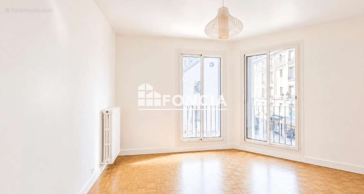 Appartement à MONTROUGE