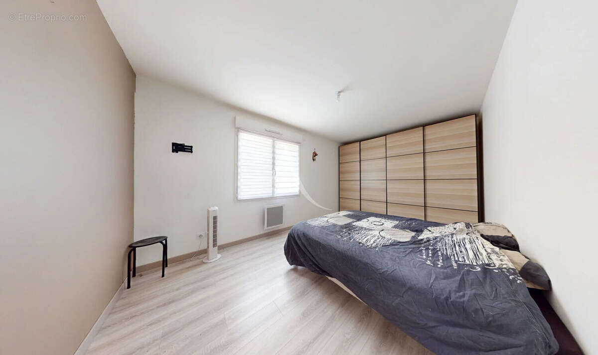 Maison  4 pièce(s) 82.30 m2 SAINT-LYÉ-LA-FORÊT - photo 6