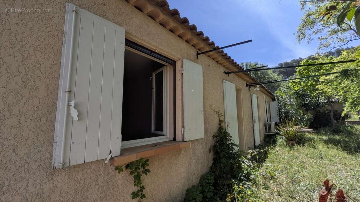 Maison à LAURIS