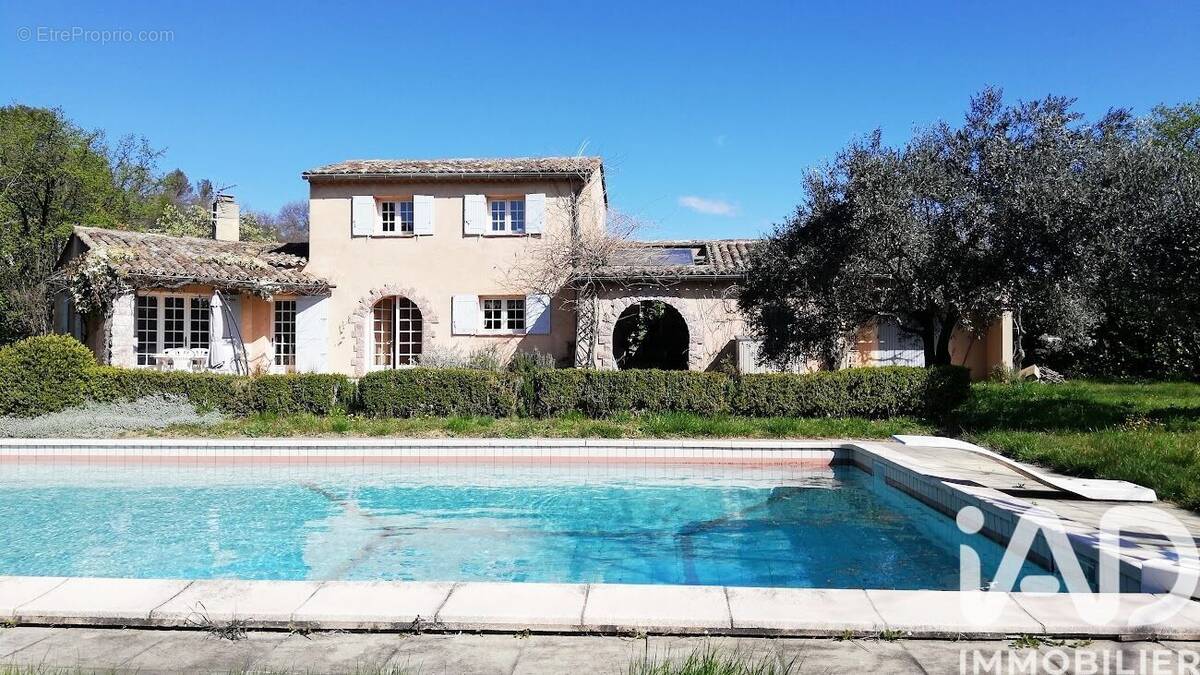 Photo 1 - Maison à VAISON-LA-ROMAINE