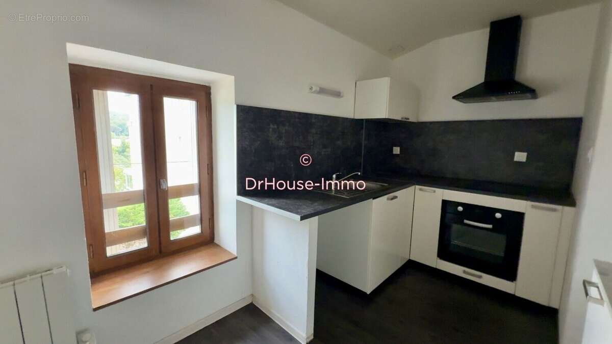 Appartement 139 m² à Laroque-Des-Arcs  - photo 24