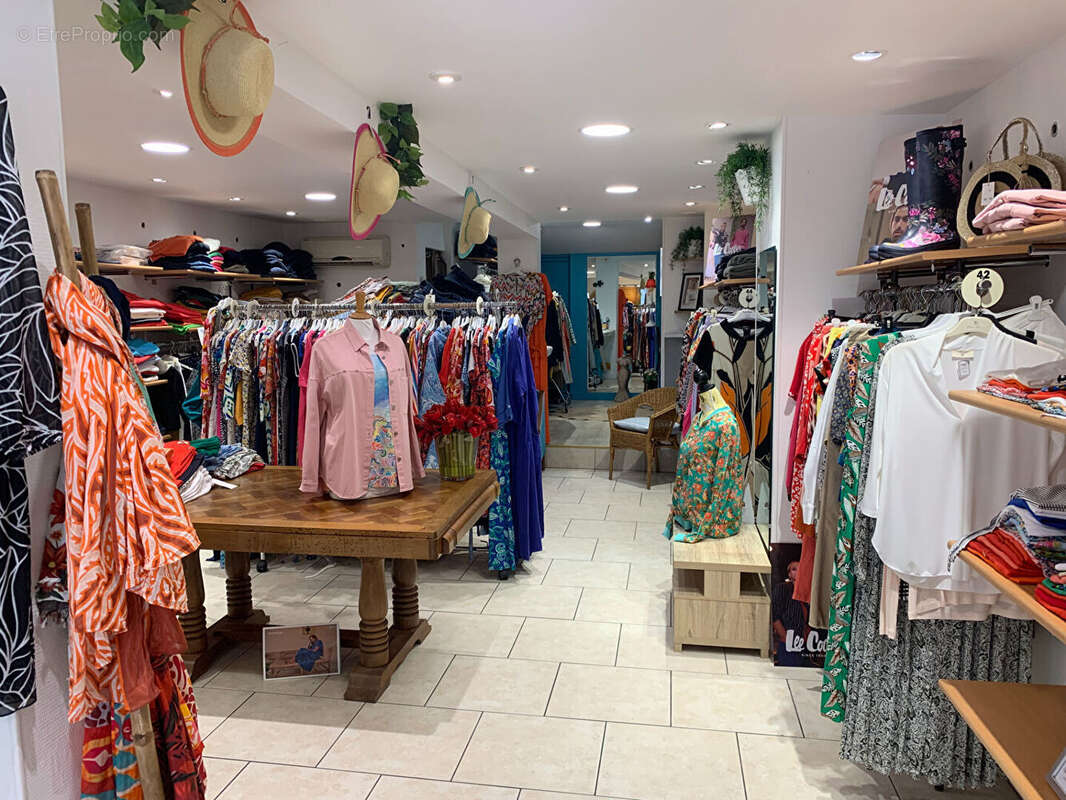 Commerce à AUBIGNY-SUR-NERE