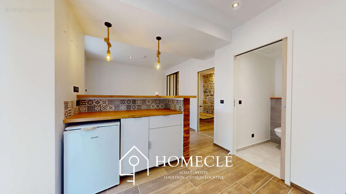 Appartement T1 Bis de 37 m2 - Bully centre-village - Entièrement rénové - photo 3