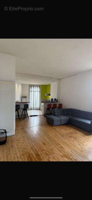 Appartement à SAINT-ETIENNE