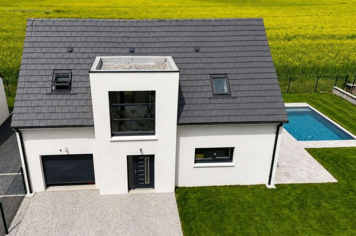 Maison à THOREY-EN-PLAINE