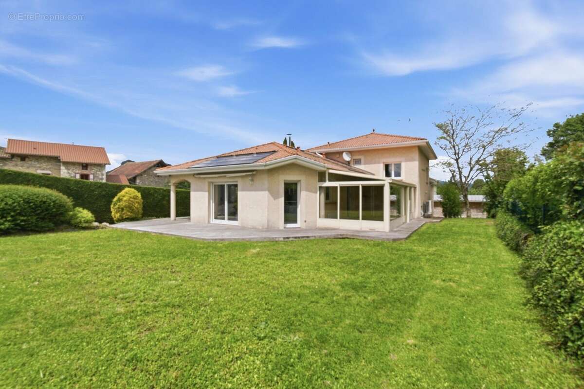 Maison à COUBLEVIE