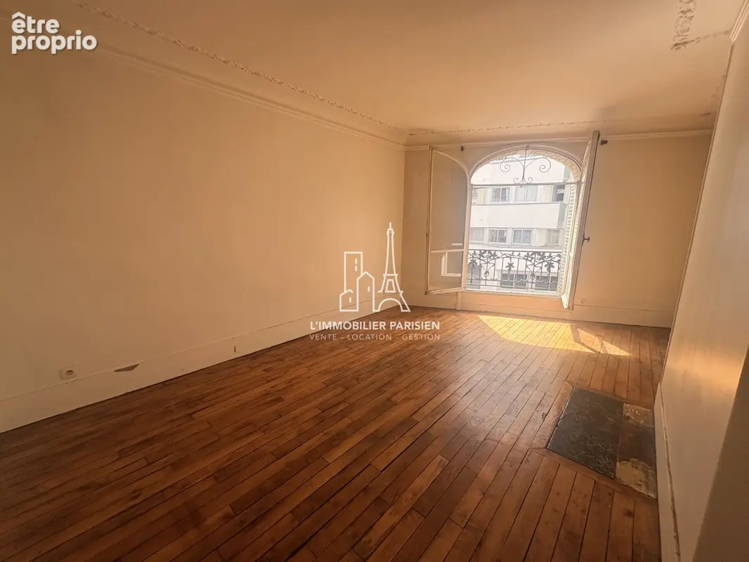 Appartement 2 pièces 46 m² à vendre à Paris-18e (75018) - photo 2